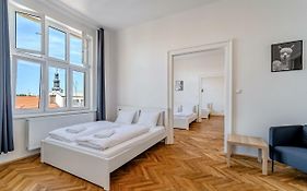 Avantguard Apartments